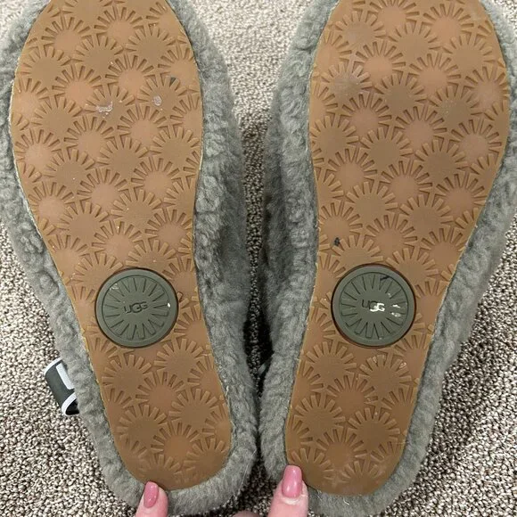 UGG Gray Plush Slippers/Clogs 8 - Picture 3 of 4